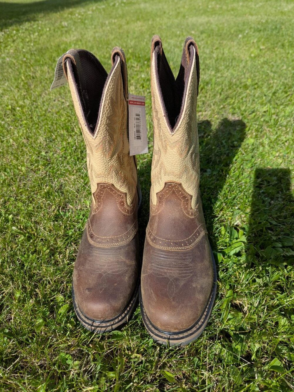 Justin Boots Stampede round toe, men's size 10.5